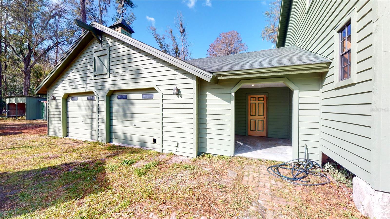 19803 READING RD, LUTZ, FL, 33558