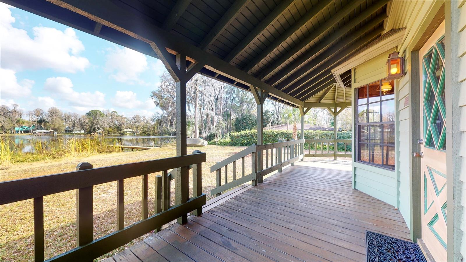 19803 READING RD, LUTZ, FL, 33558