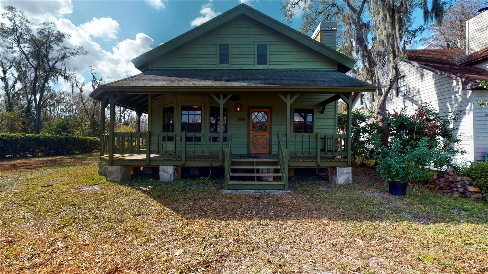 19803 READING RD, LUTZ, FL, 33558