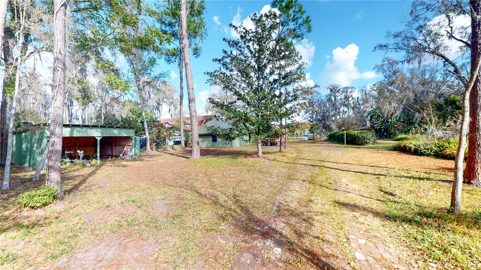 19803 READING RD, LUTZ, FL, 33558