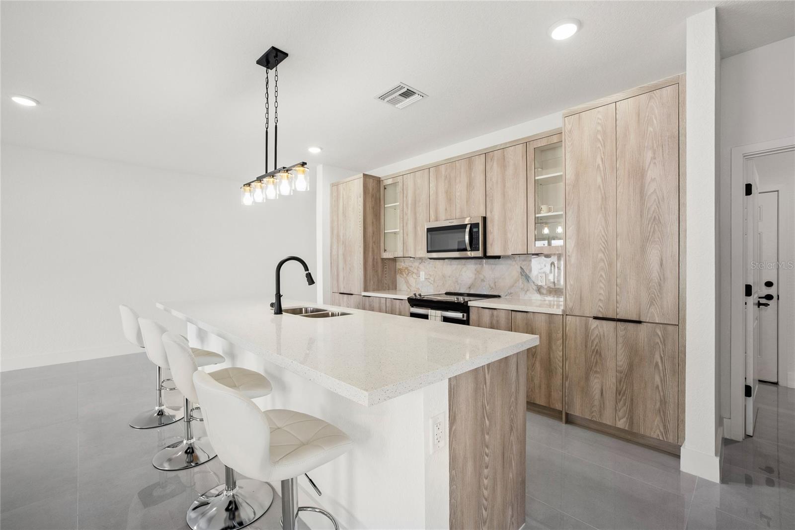 6337 CHORUS DR, MASCOTTE, FL, 34753