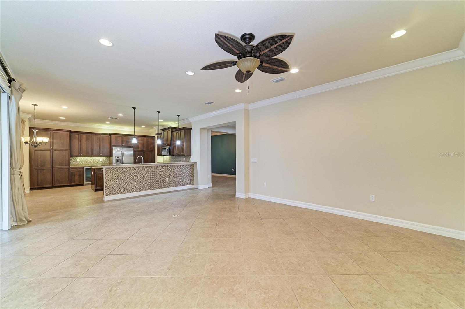 3701 PLEASANT SPRINGS DR, NAPLES, FL, 34119