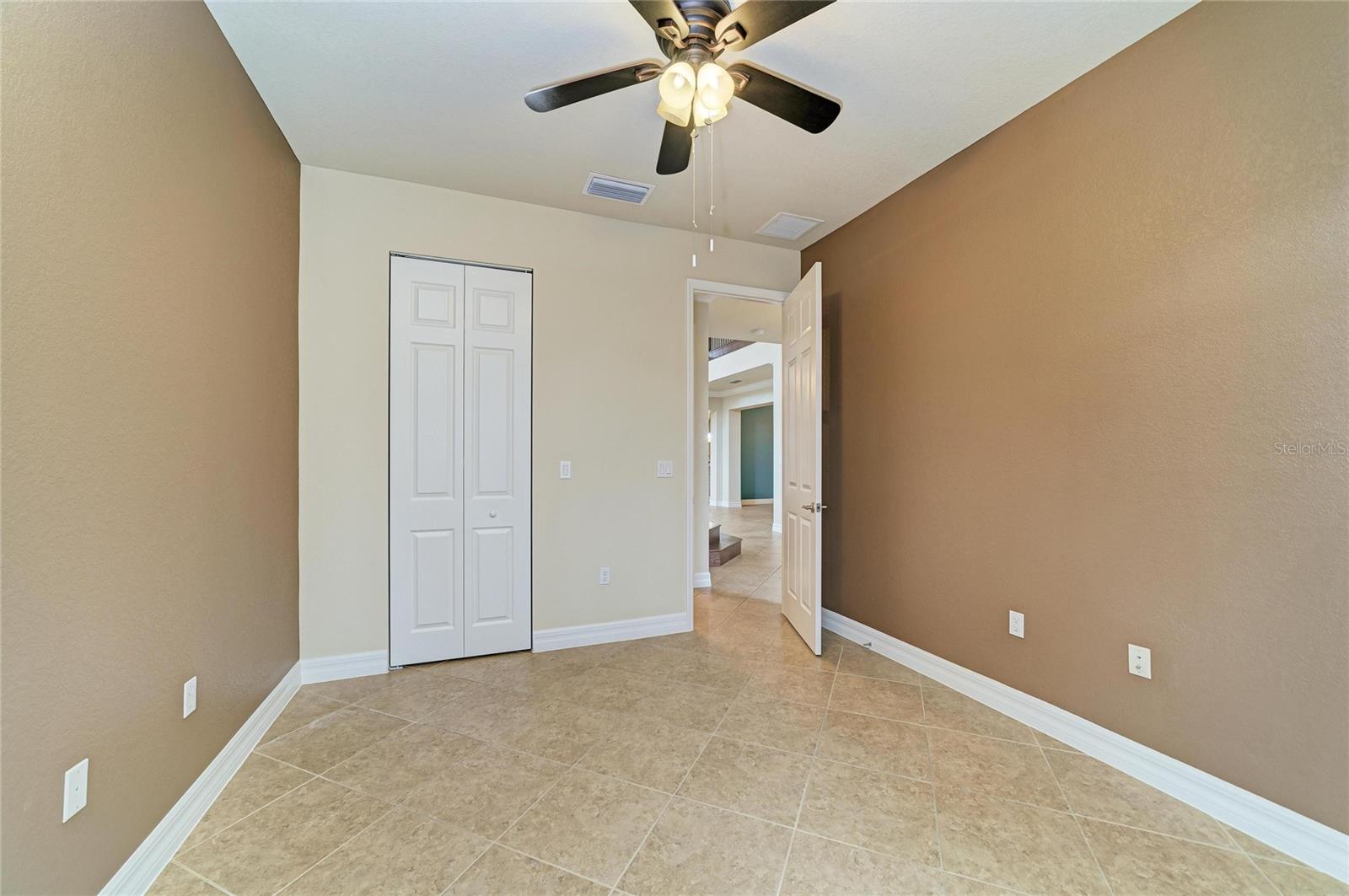 3701 PLEASANT SPRINGS DR, NAPLES, FL, 34119
