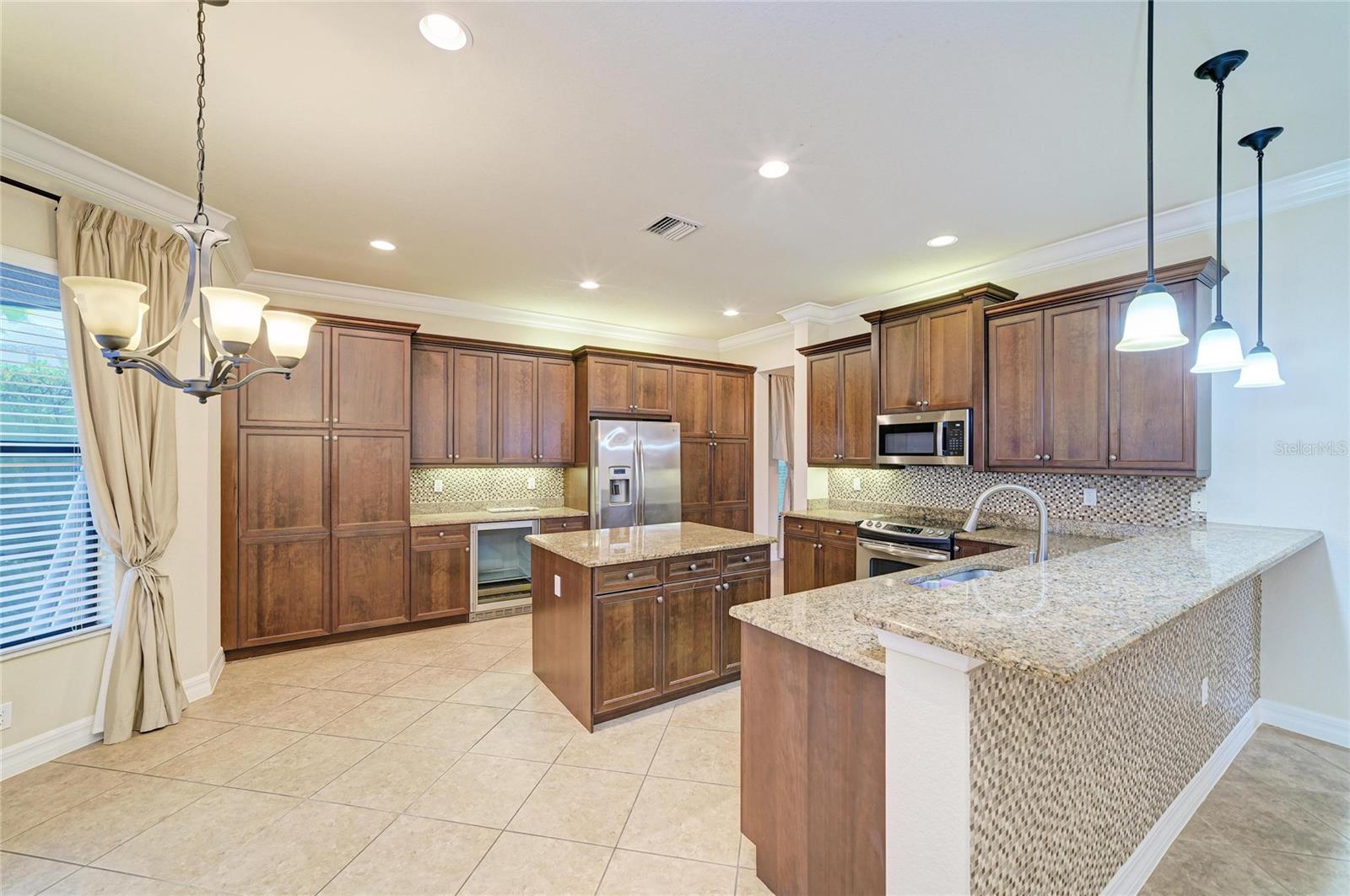 3701 PLEASANT SPRINGS DR, NAPLES, FL, 34119