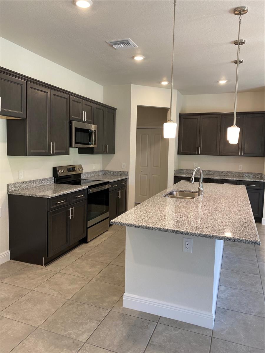 2789 WENONA DR, NORTH PORT, FL, 34288