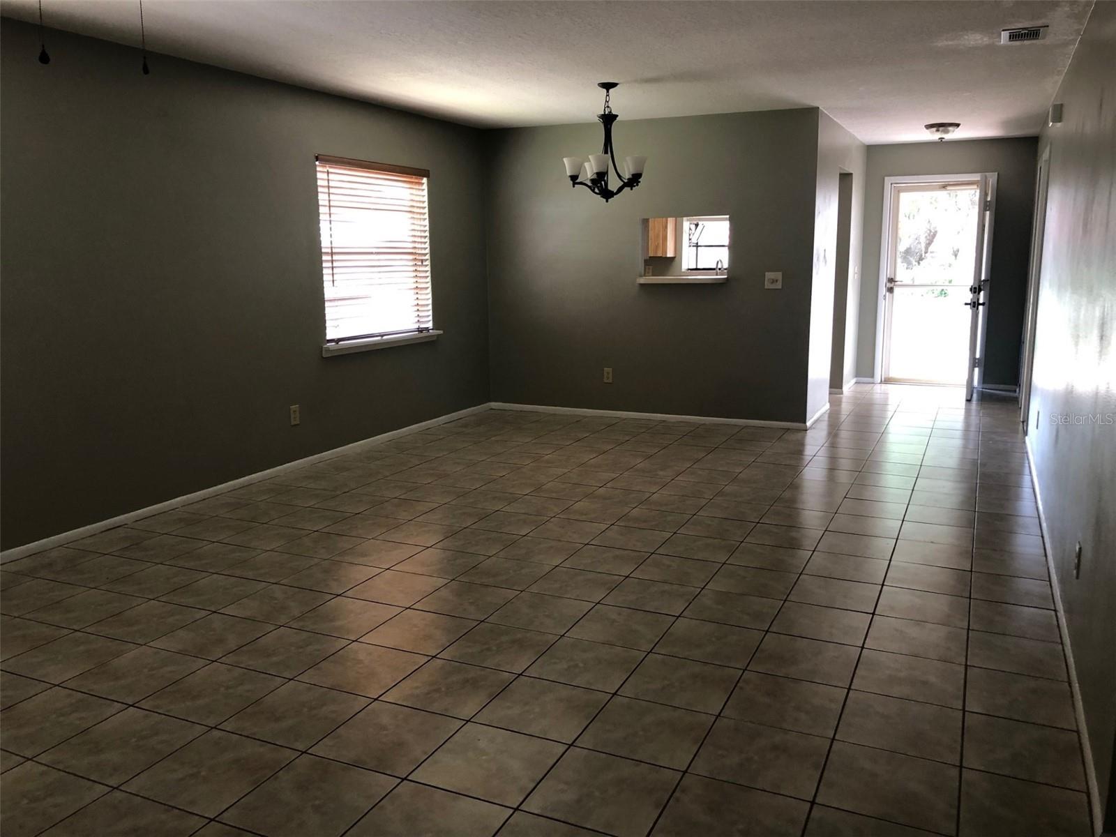 625 E 8TH AVE, MOUNT DORA, FL, 32757