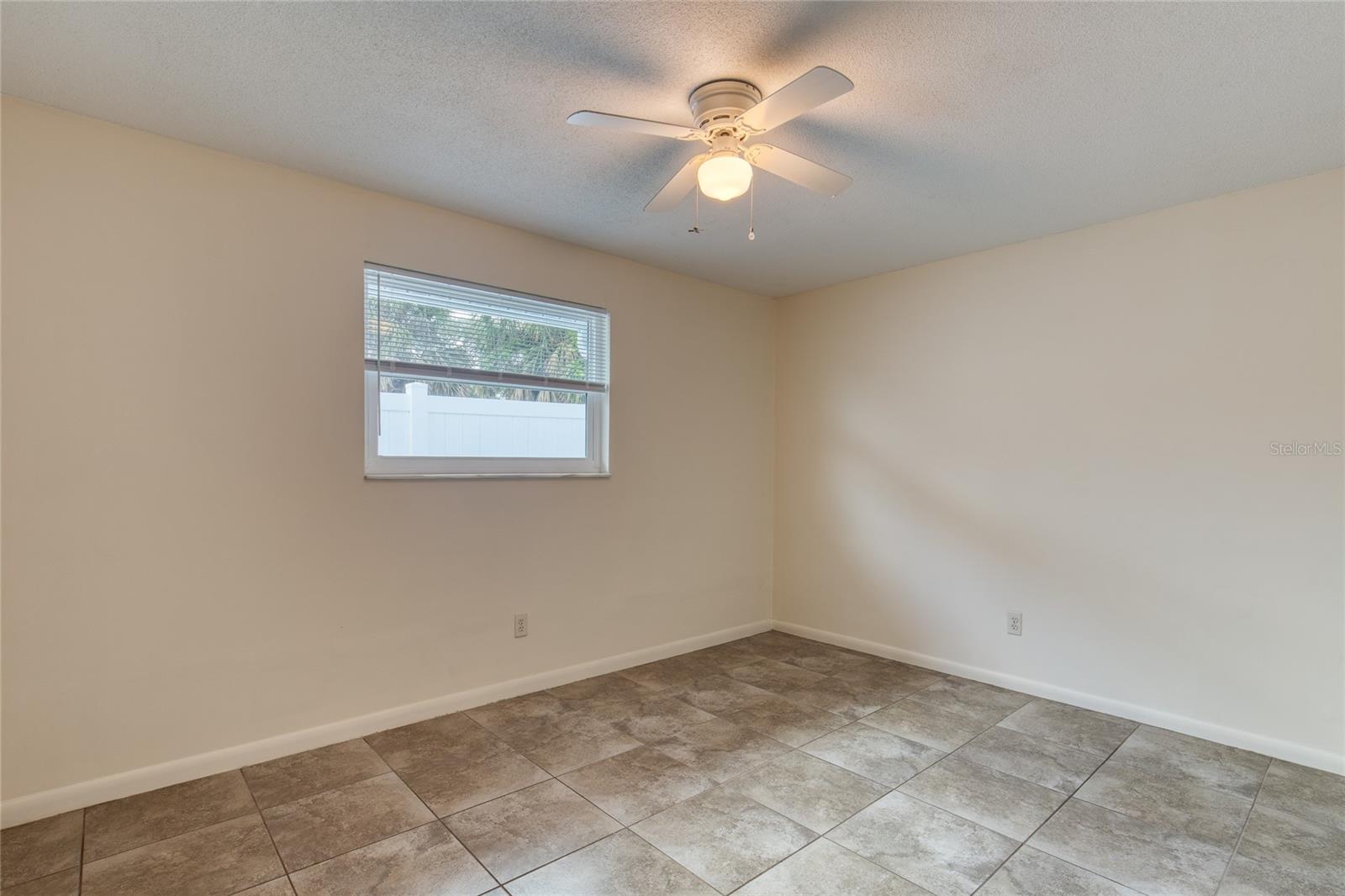 32 PLAZA DR, ORMOND BEACH, FL, 32176