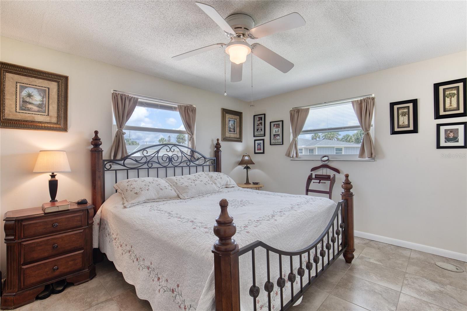 32 PLAZA DR, ORMOND BEACH, FL, 32176