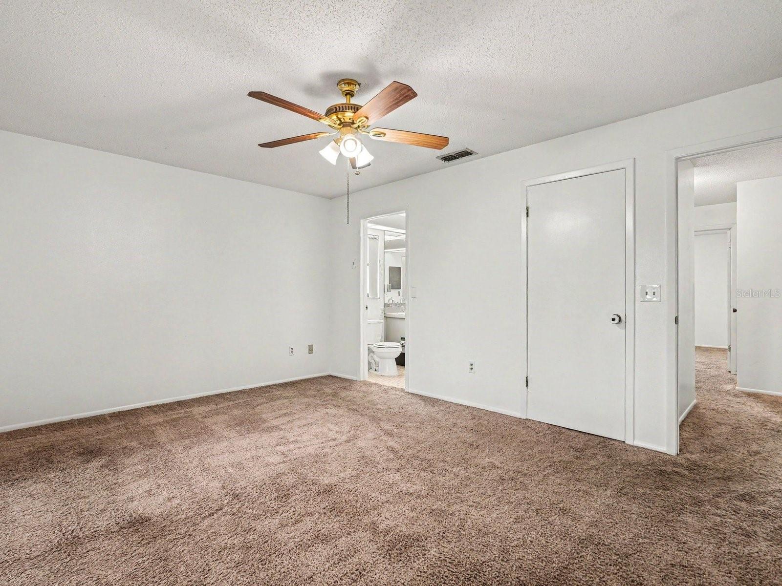 8180 WOODEN DR, SPRING HILL, FL, 34606