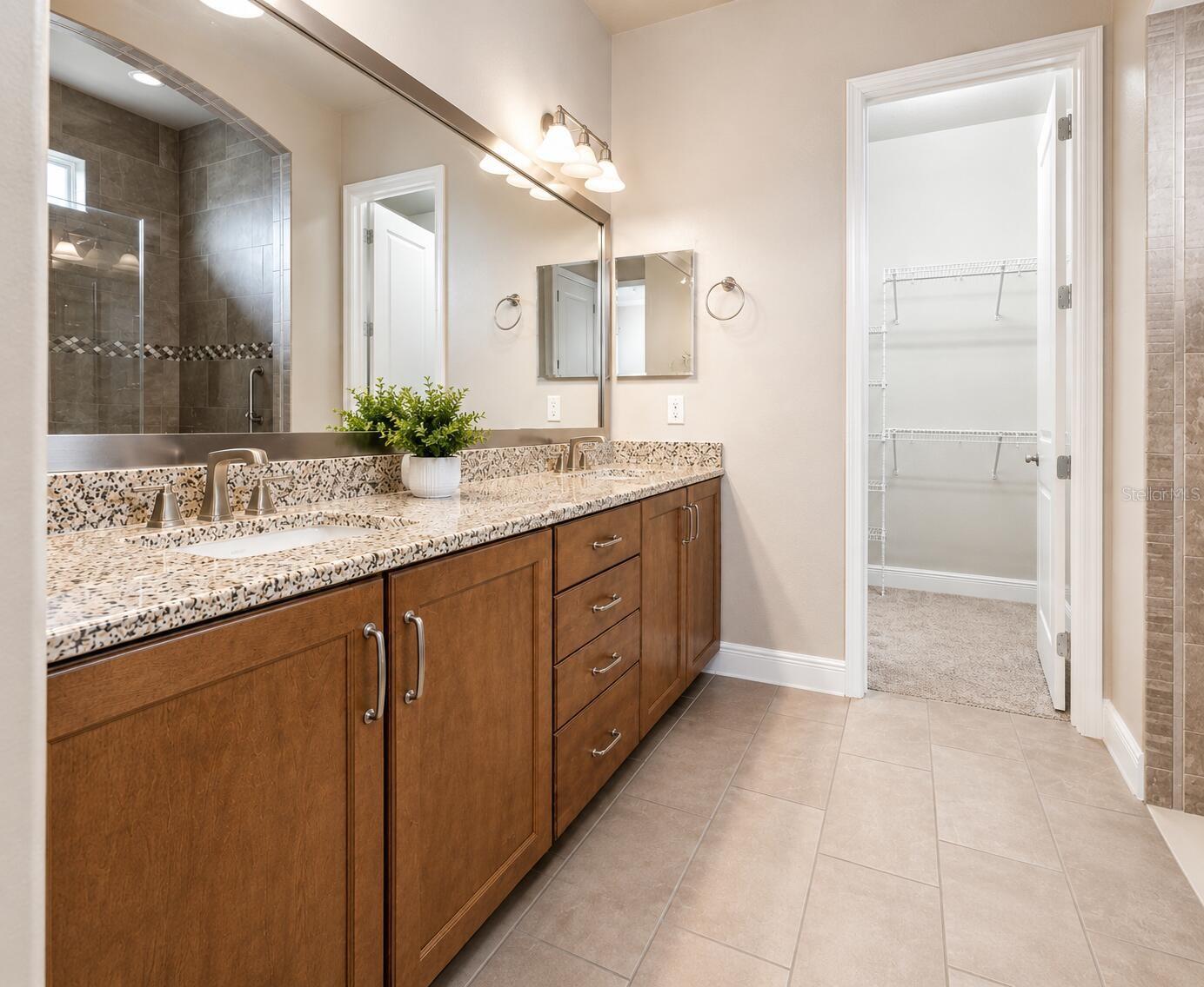 13928 SWALLOW HILL DR, LITHIA, FL, 33547