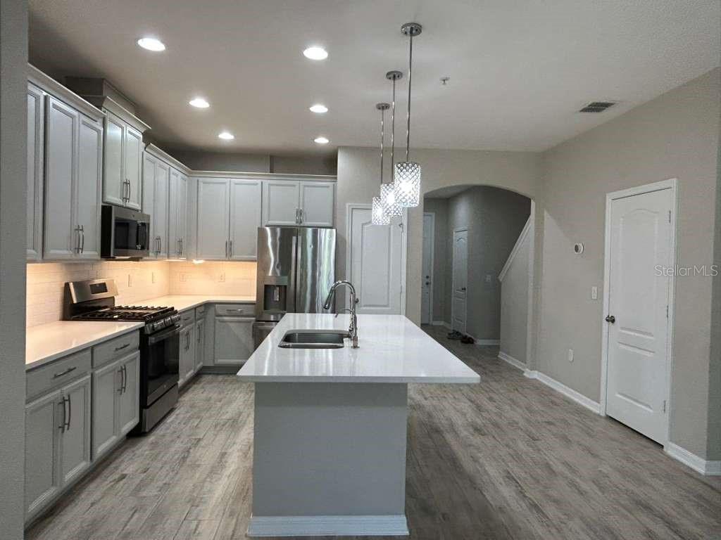 204 RUSTIC LOOP, SANFORD, FL, 32771