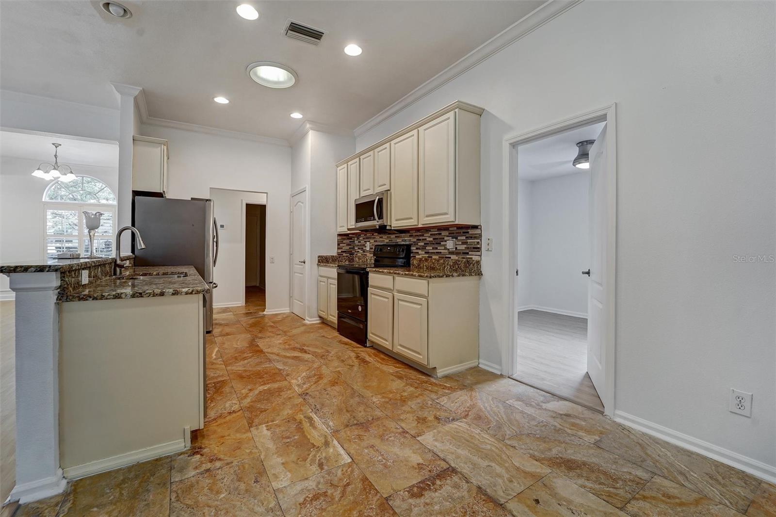 19111 FERN MEADOW LOOP, LUTZ, FL, 33558
