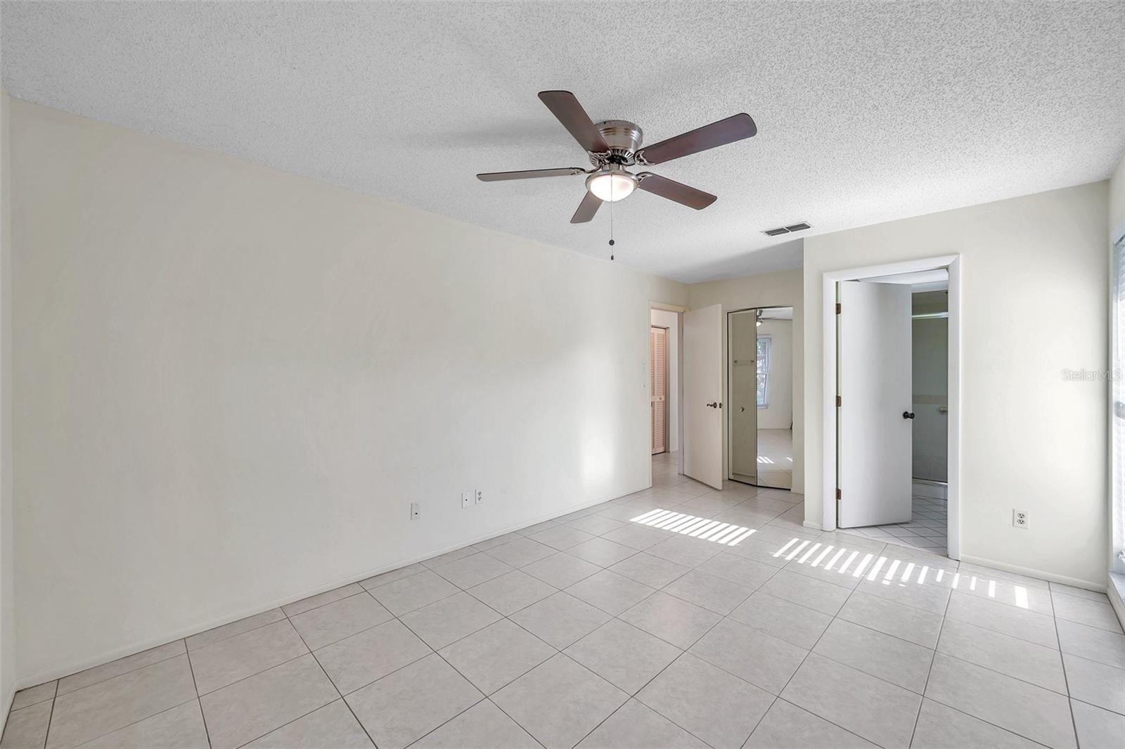 2291 SHELLY DR #D, PALM HARBOR, FL, 34684