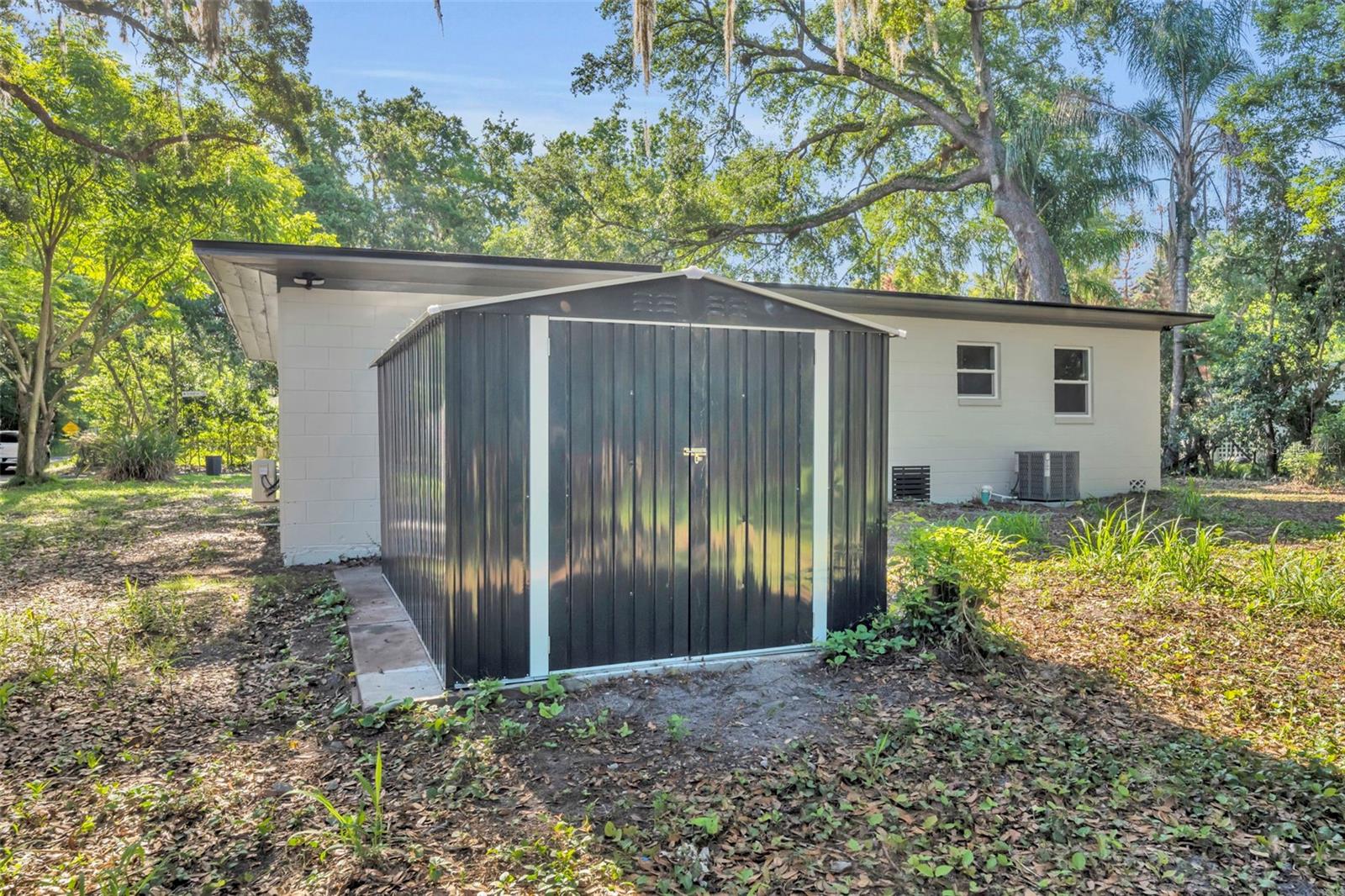 2400 ORANGE AVE, SANFORD, FL, 32771