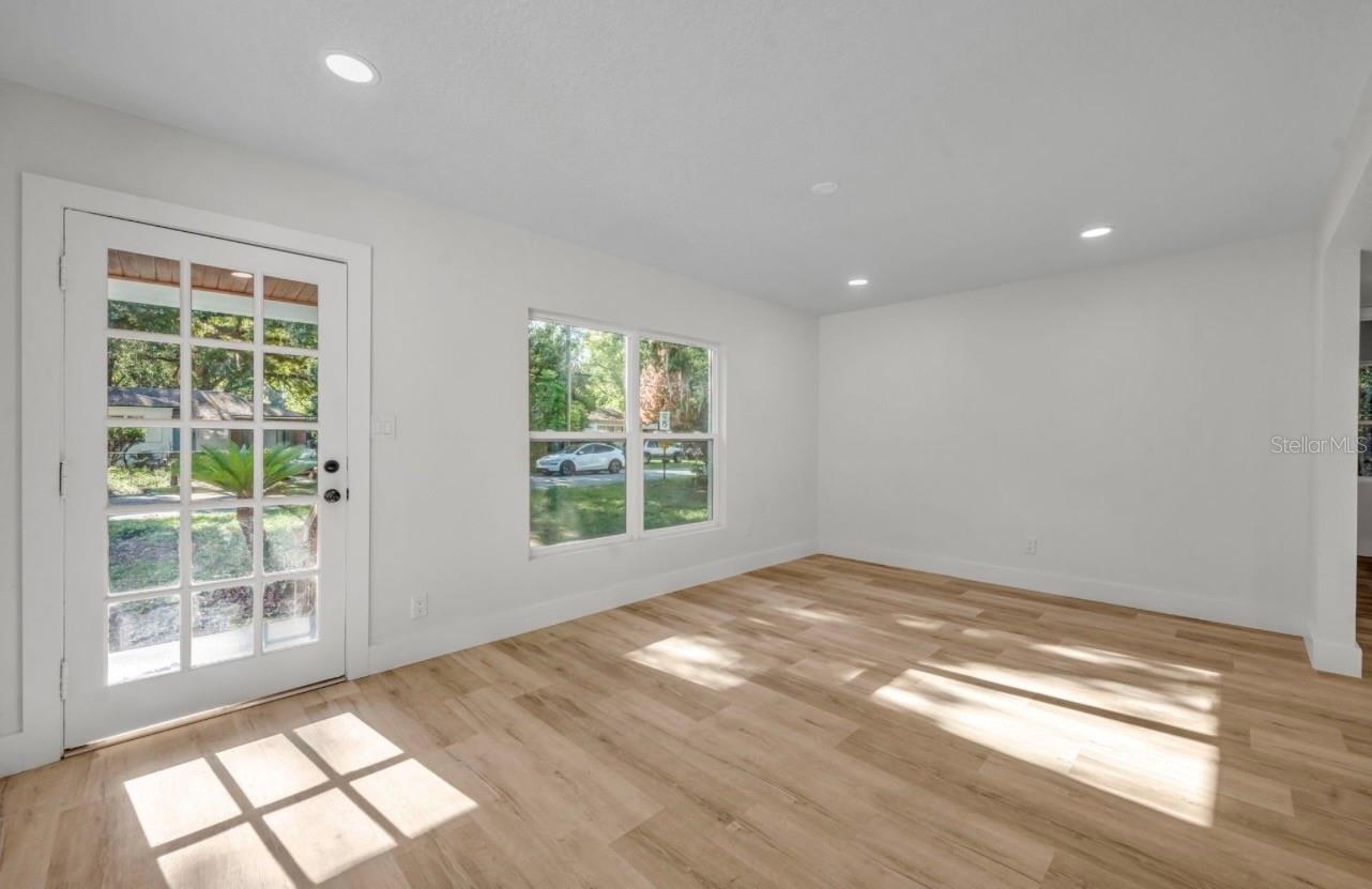 2400 ORANGE AVE, SANFORD, FL, 32771
