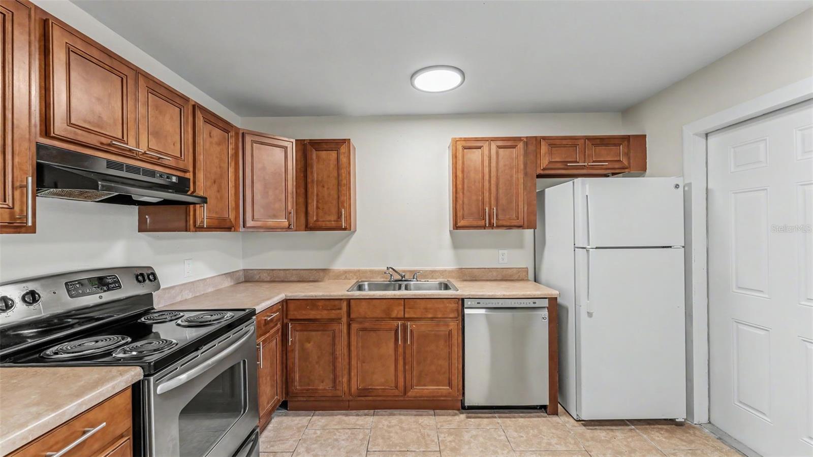 5637 CHERRY WOOD CIR, LAKELAND, FL, 33811