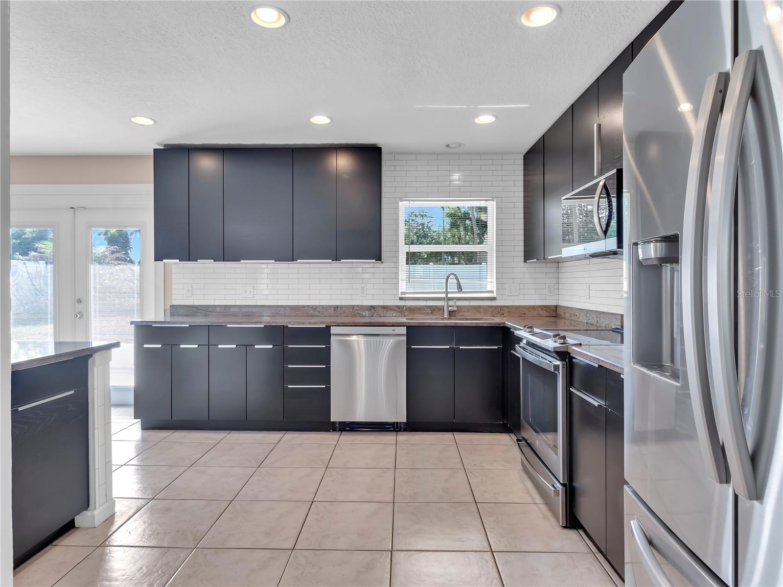 105 FOXWOOD DR, BRANDON, FL, 33510