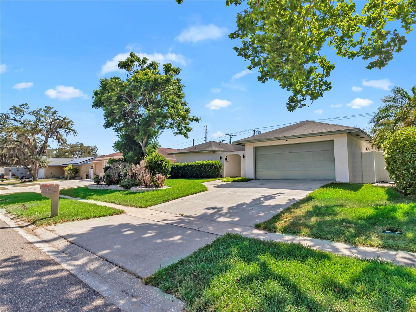 105 FOXWOOD DR, BRANDON, FL, 33510