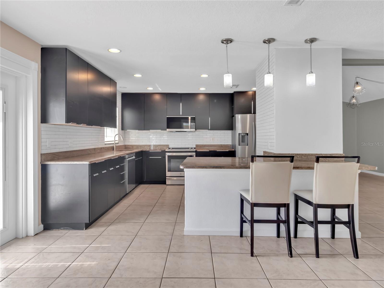 105 FOXWOOD DR, BRANDON, FL, 33510