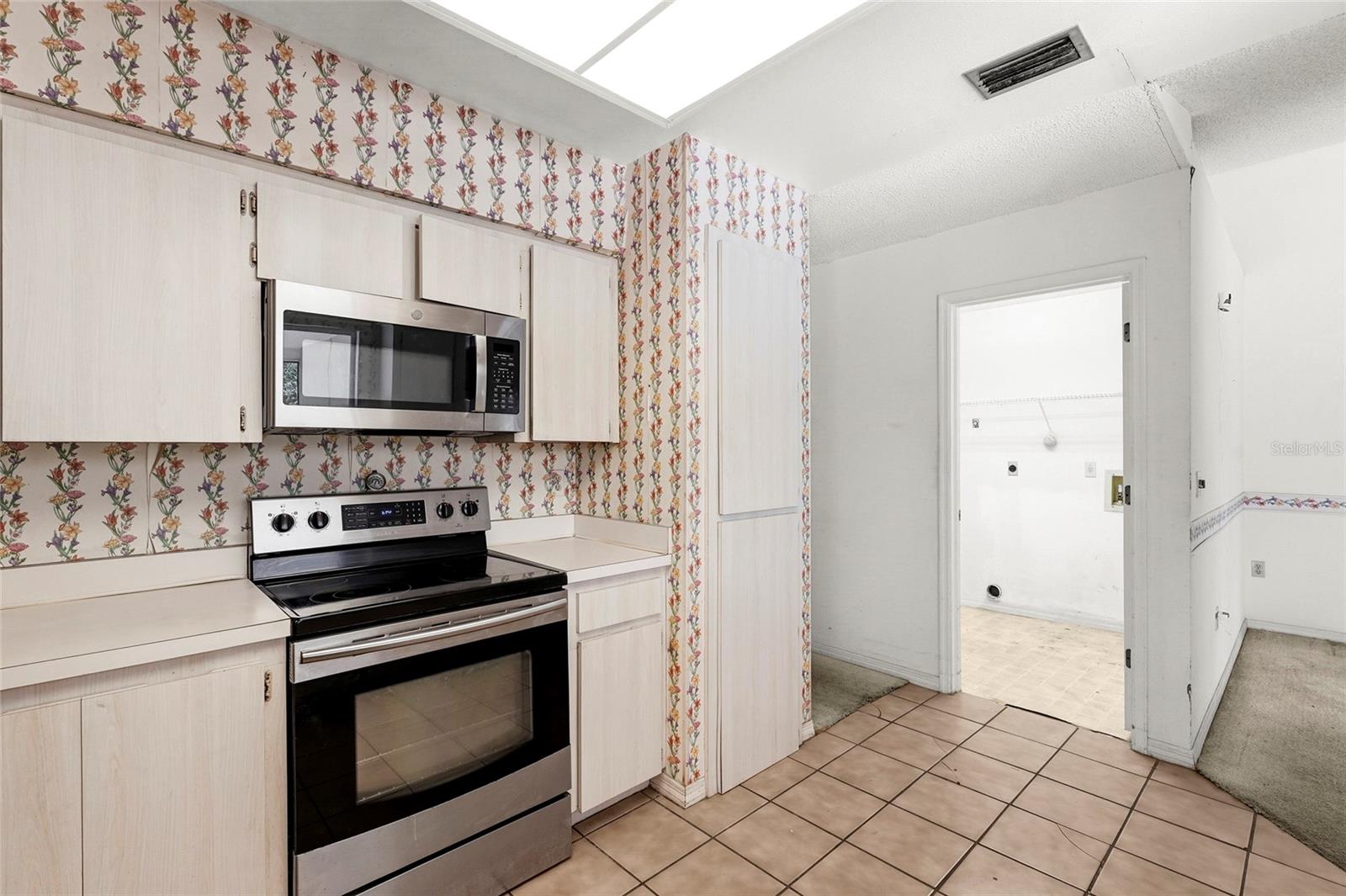 6909 9TH CT E, SARASOTA, FL, 34243