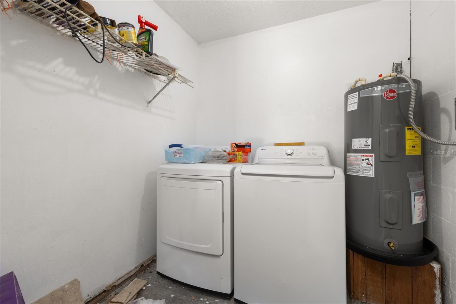 352 COCOA CT, KISSIMMEE, FL, 34758