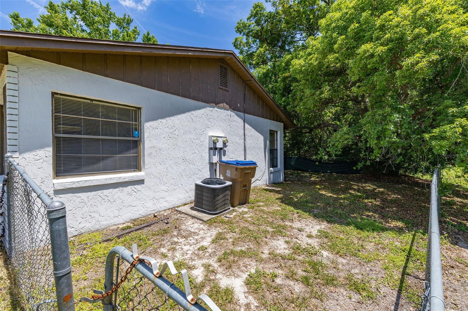 352 COCOA CT, KISSIMMEE, FL, 34758