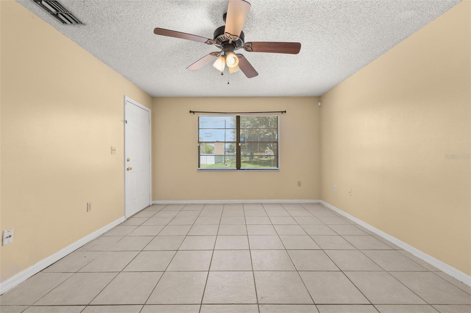 352 COCOA CT, KISSIMMEE, FL, 34758