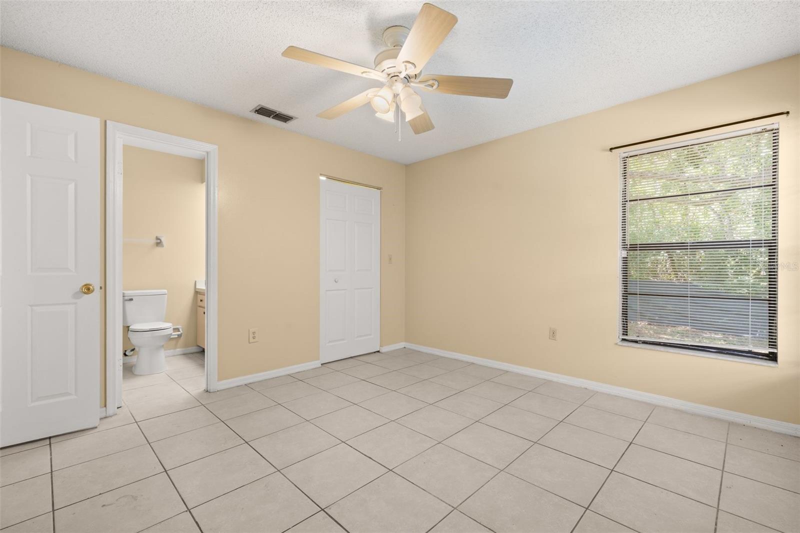 352 COCOA CT, KISSIMMEE, FL, 34758