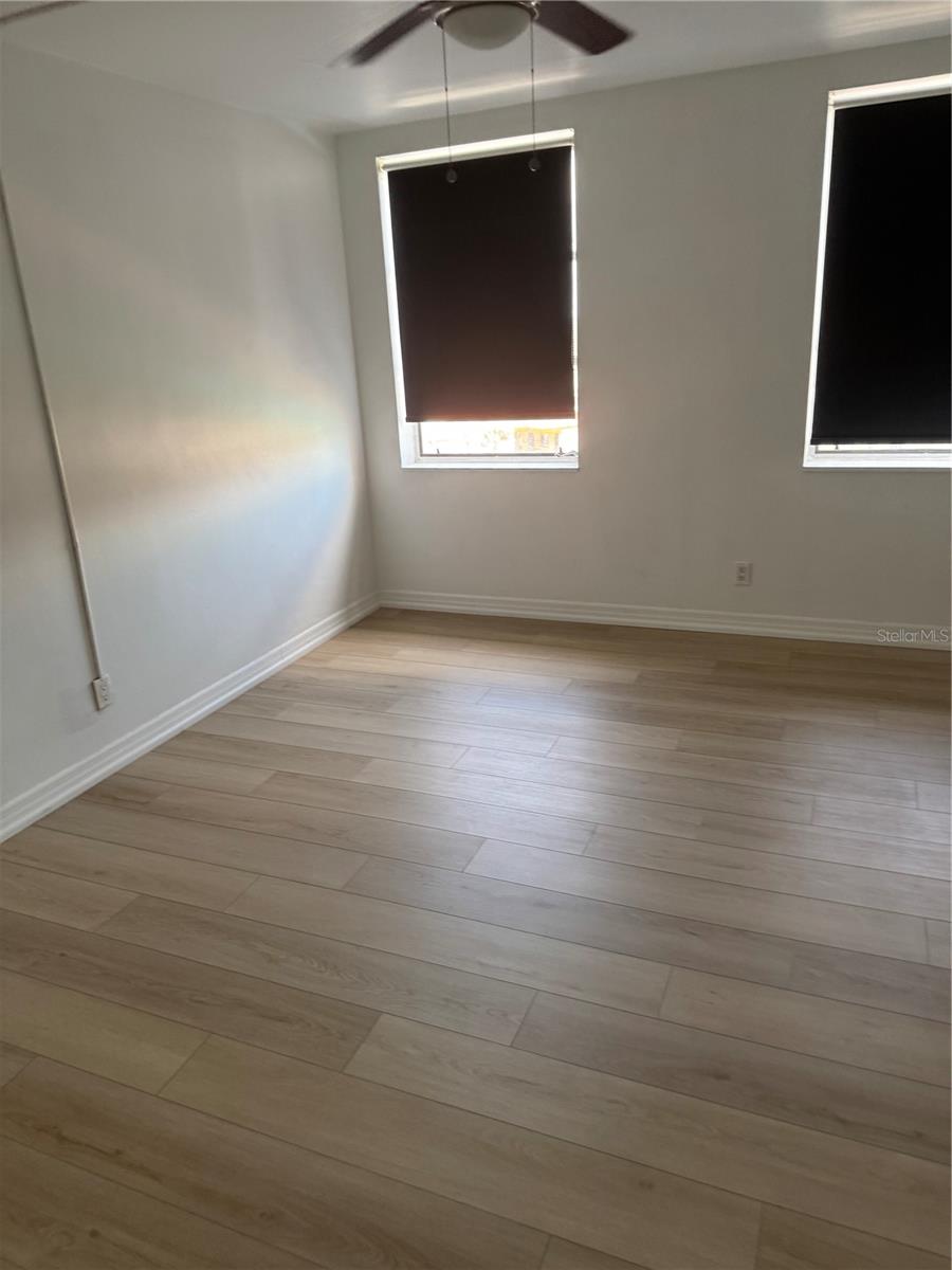 10355 PARADISE BLVD #411, TREASURE ISLAND, FL, 33706