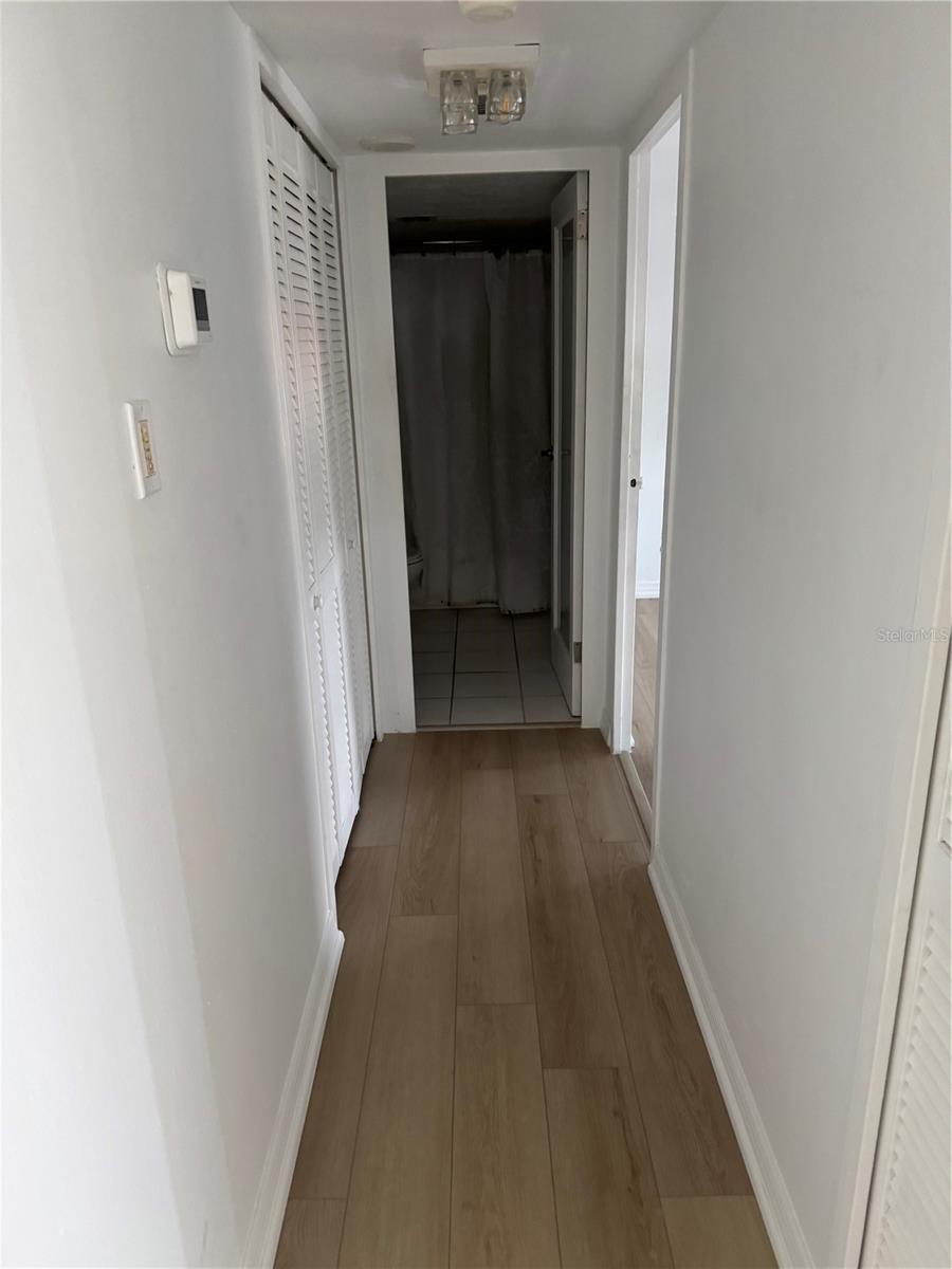 10355 PARADISE BLVD #411, TREASURE ISLAND, FL, 33706