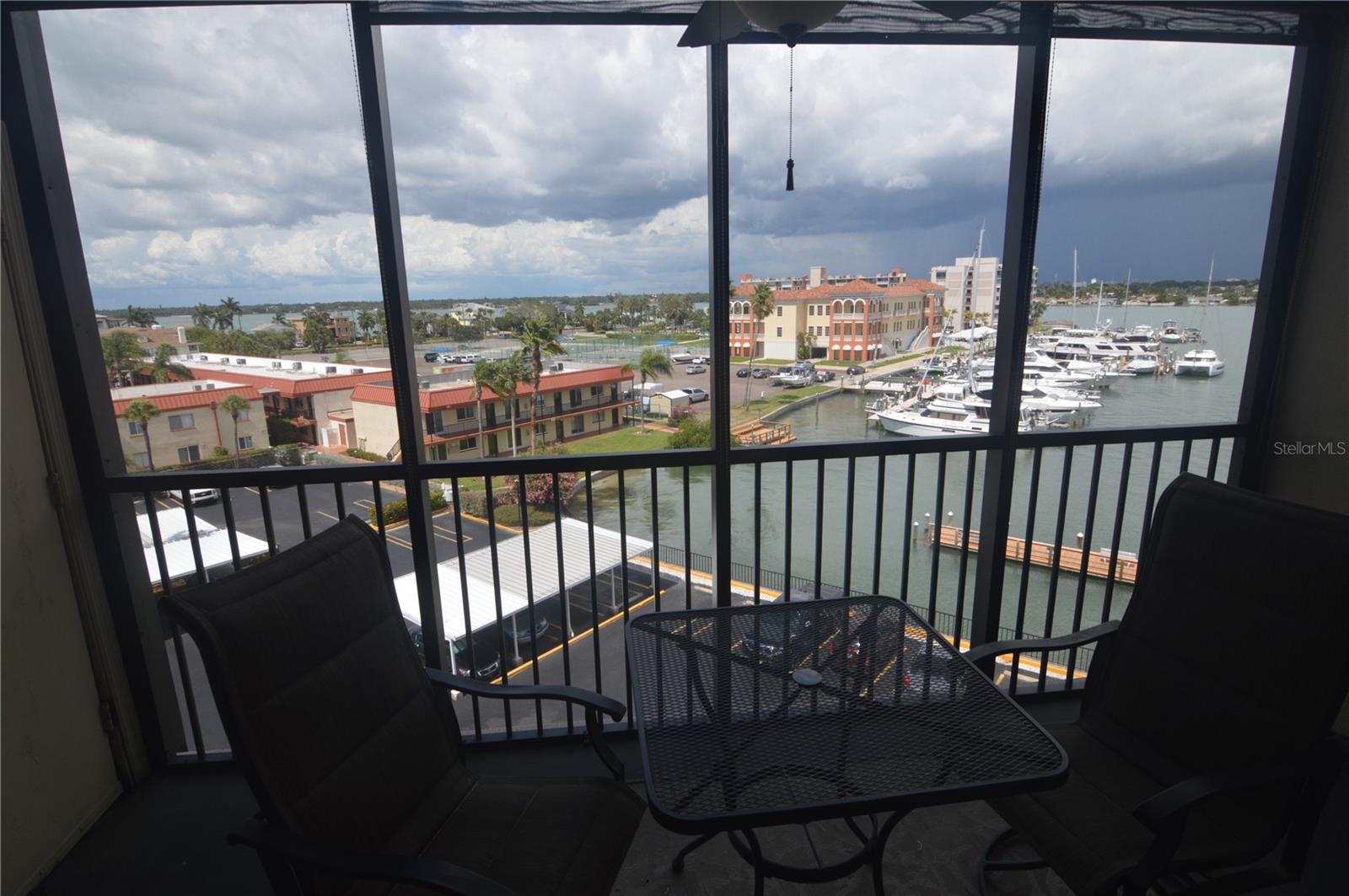 10355 PARADISE BLVD #411, TREASURE ISLAND, FL, 33706