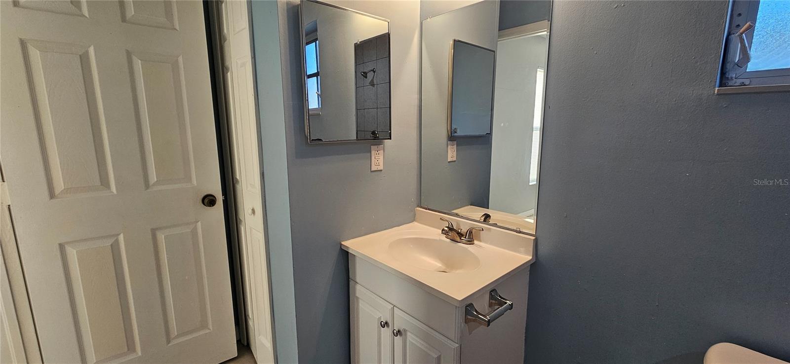 401 SE 24TH AVE #401, CAPE CORAL, FL, 33990