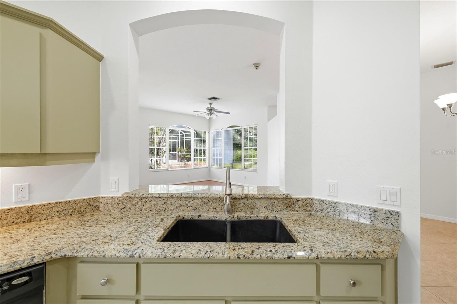 6144 TOPSAIL RD, LADY LAKE, FL, 32159