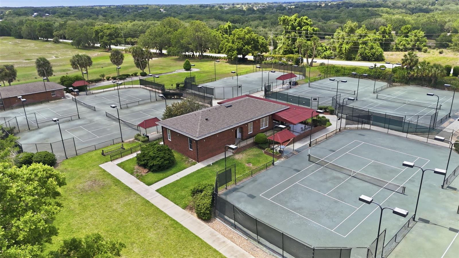 6144 TOPSAIL RD, LADY LAKE, FL, 32159