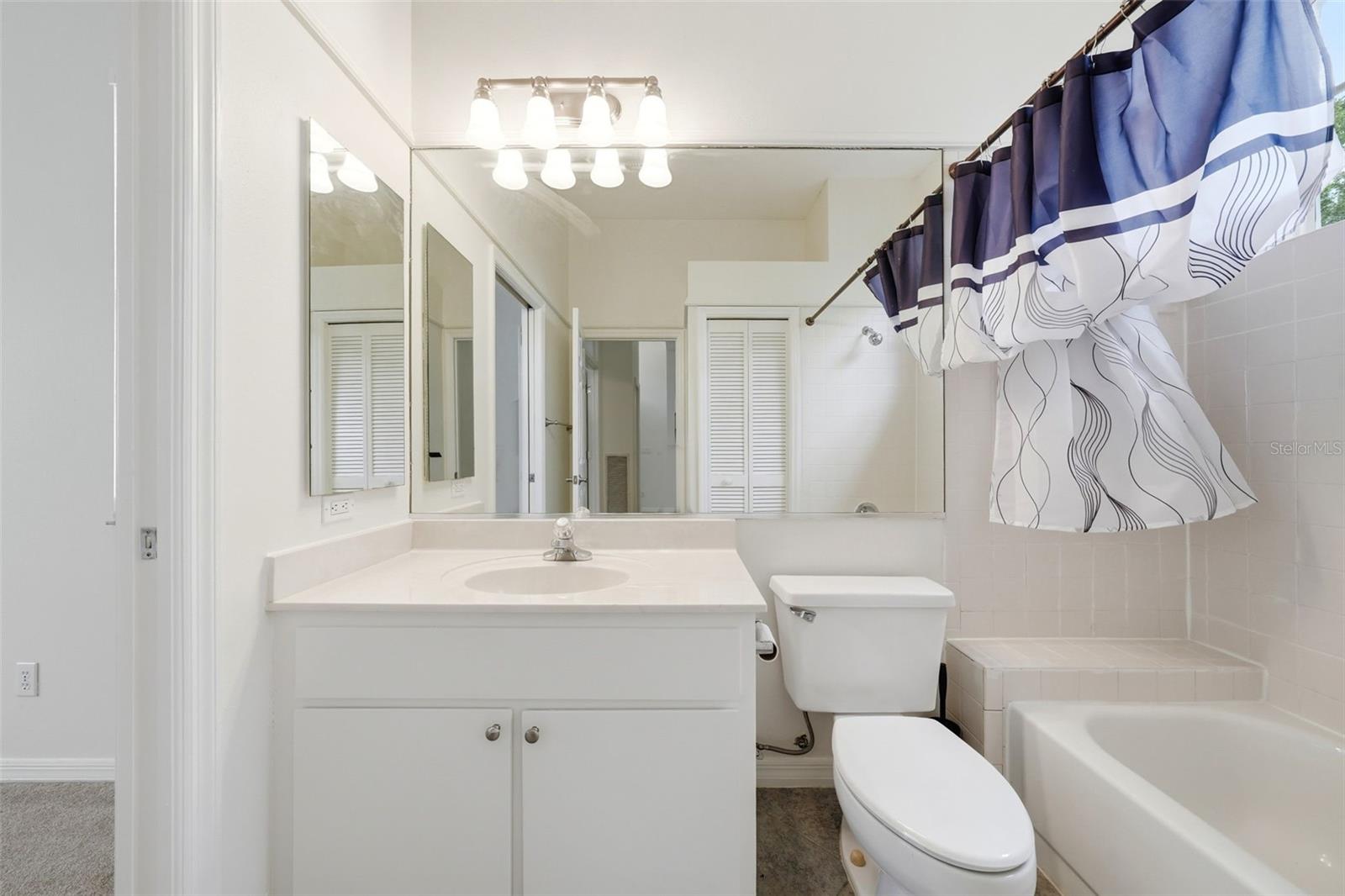 6144 TOPSAIL RD, LADY LAKE, FL, 32159