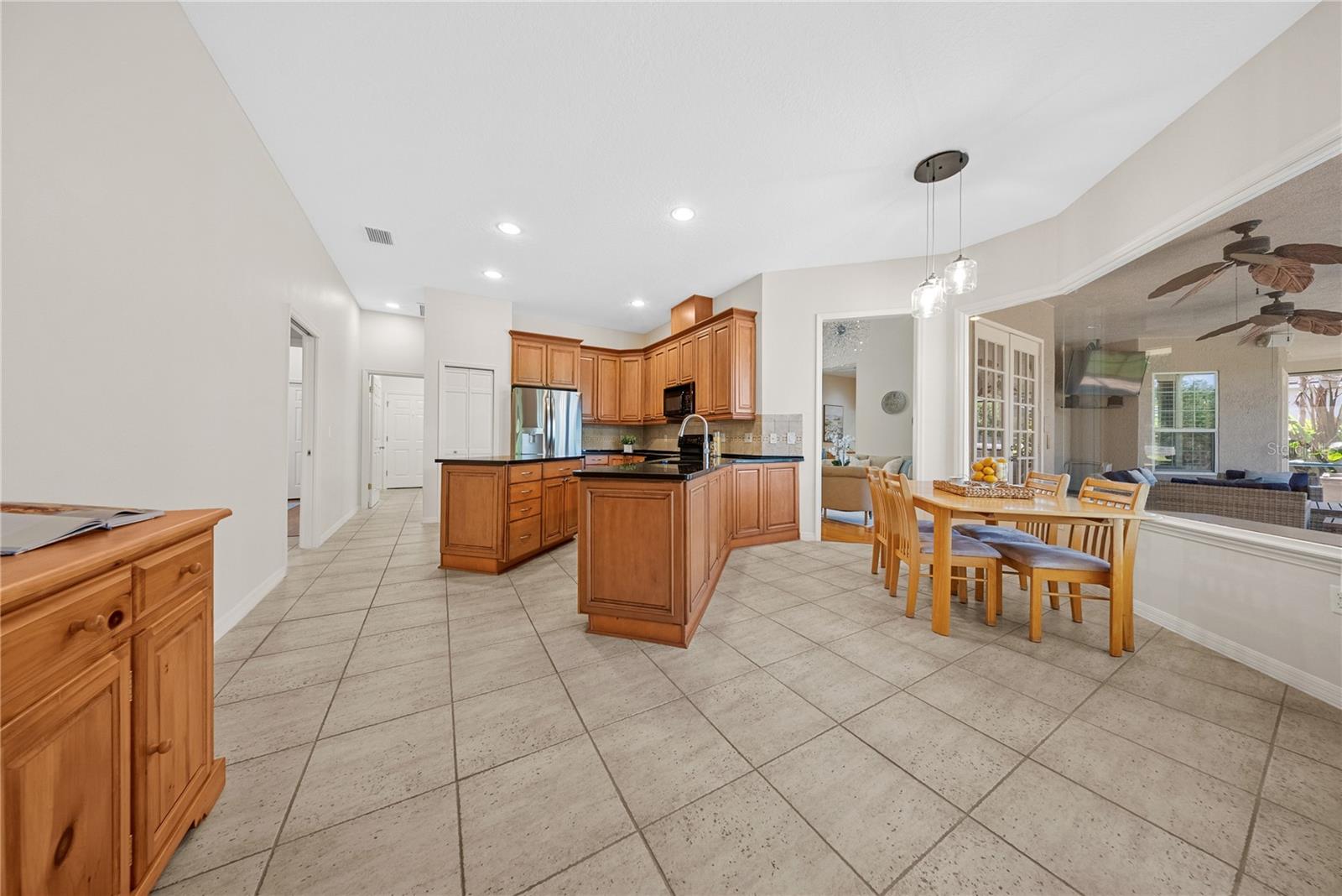 2016 WHITFIELD LN, ORLANDO, FL, 32835