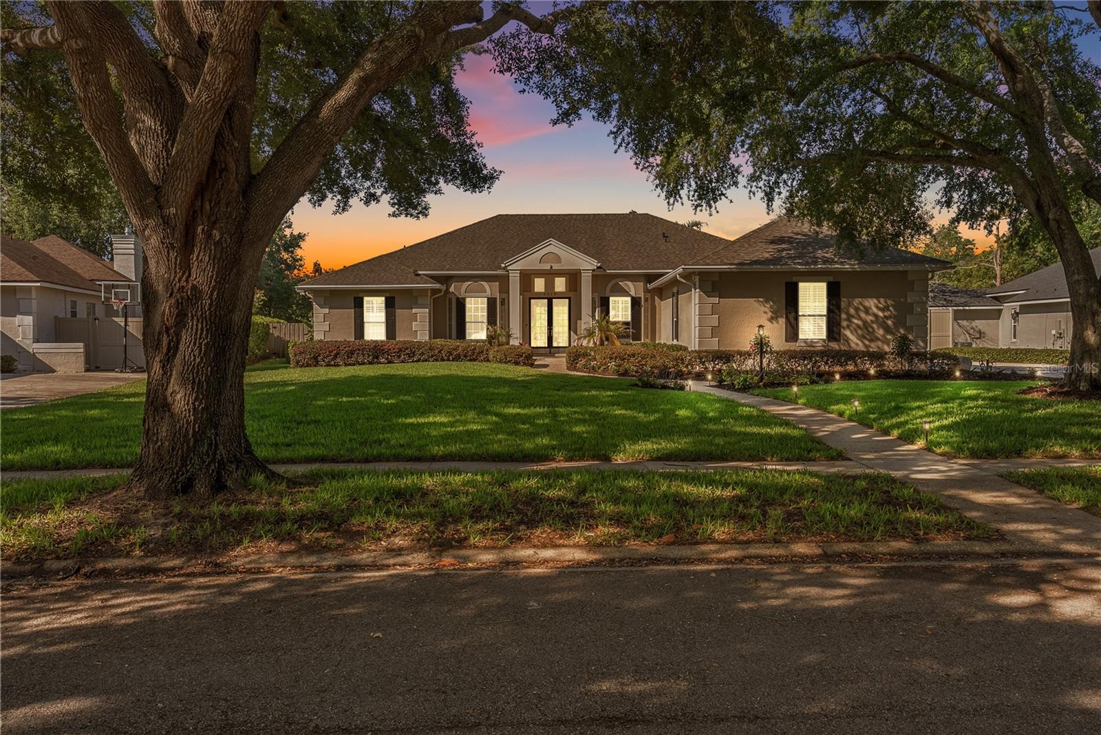 2016 WHITFIELD LN, ORLANDO, FL, 32835