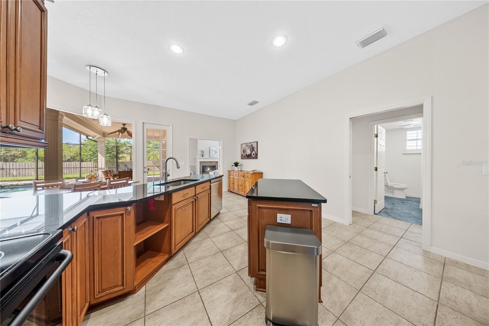 2016 WHITFIELD LN, ORLANDO, FL, 32835