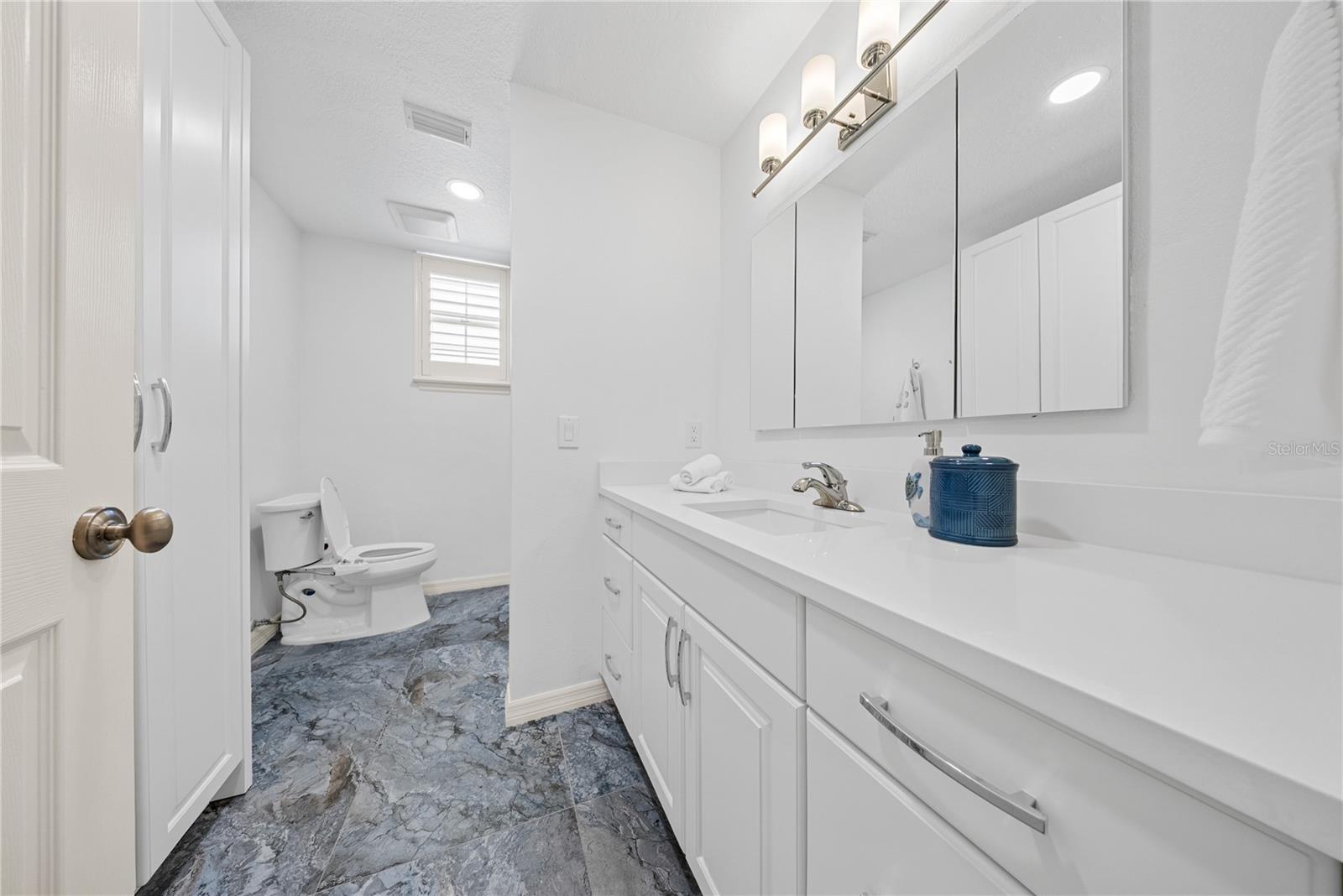 2016 WHITFIELD LN, ORLANDO, FL, 32835