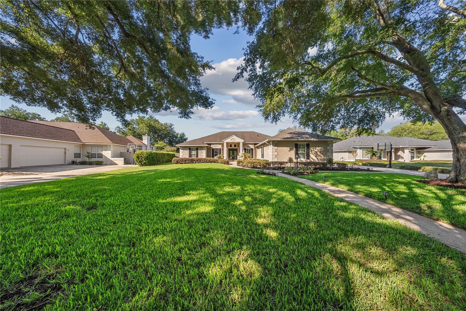 2016 WHITFIELD LN, ORLANDO, FL, 32835