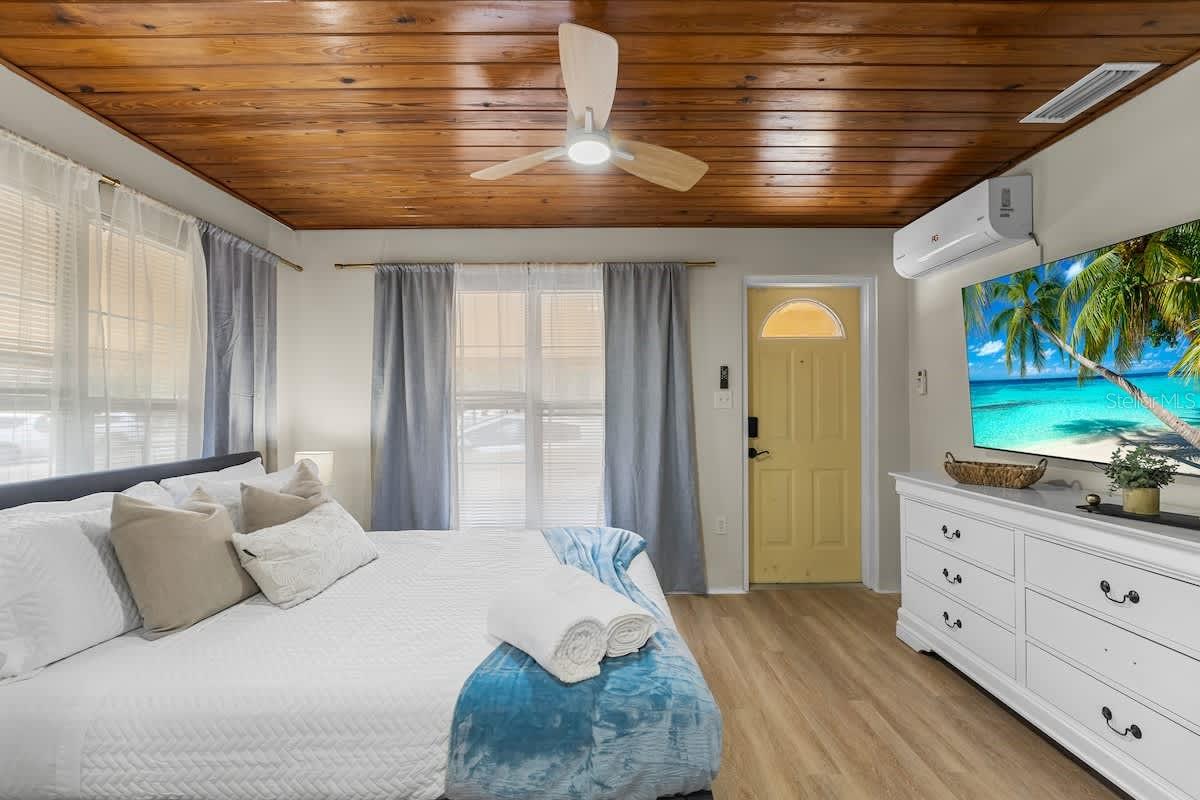 304 LAKESHORE BLVD #1, KISSIMMEE, FL, 34741