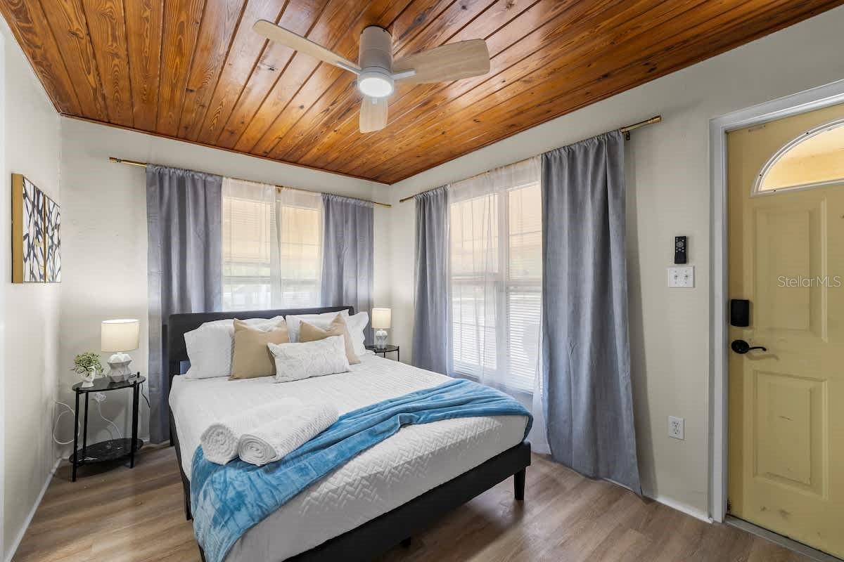 304 LAKESHORE BLVD #1, KISSIMMEE, FL, 34741