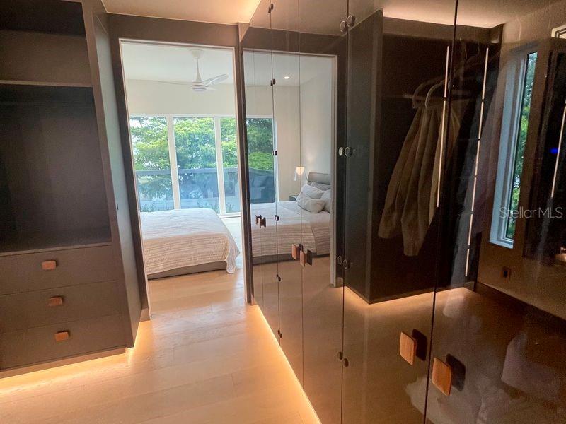 2945 PYRULA DR, LONGBOAT KEY, FL, 34228