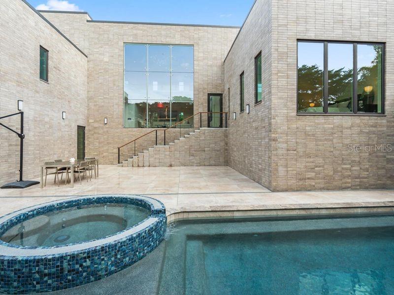 2945 PYRULA DR, LONGBOAT KEY, FL, 34228