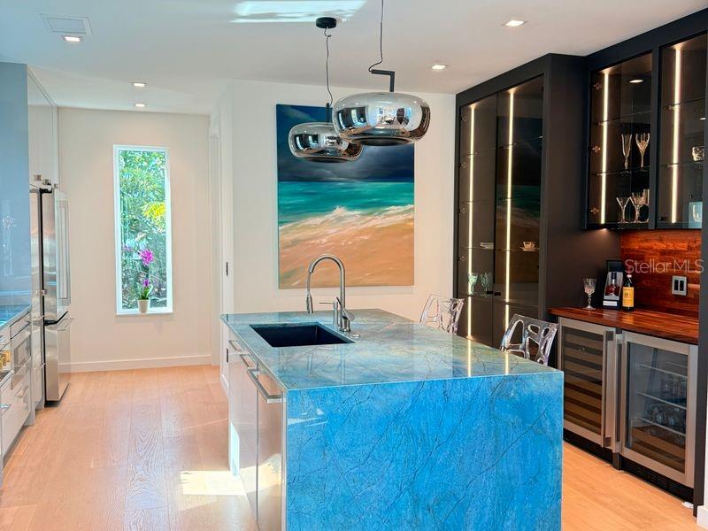 2945 PYRULA DR, LONGBOAT KEY, FL, 34228