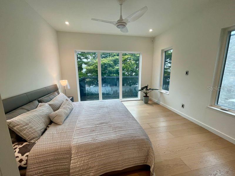 2945 PYRULA DR, LONGBOAT KEY, FL, 34228