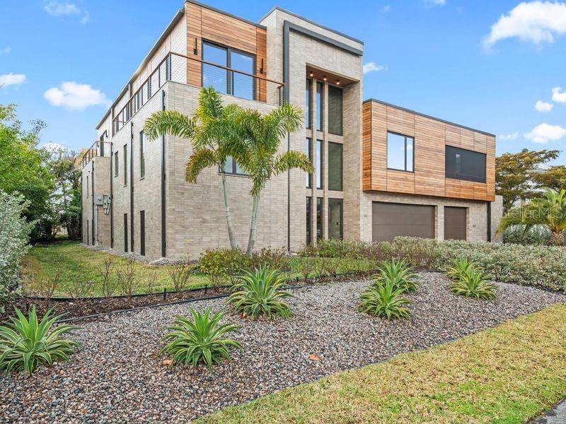 2945 PYRULA DR, LONGBOAT KEY, FL, 34228