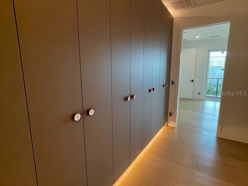 2945 PYRULA DR, LONGBOAT KEY, FL, 34228