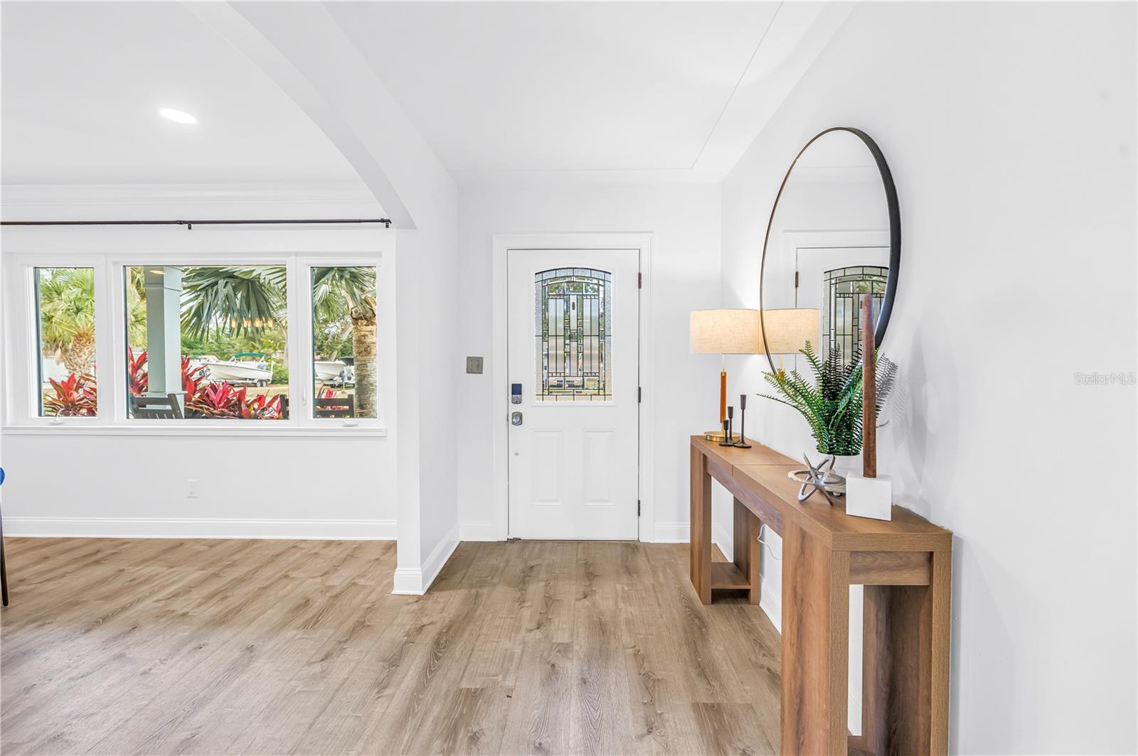 10819 SEMINOLE DR N, ST PETERSBURG, FL, 33708