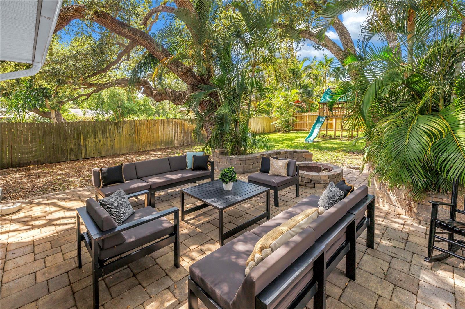 10819 SEMINOLE DR N, ST PETERSBURG, FL, 33708